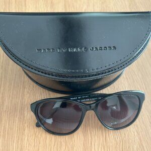 Marc by Marc Jacobs Classic Black Sunglasses with Case